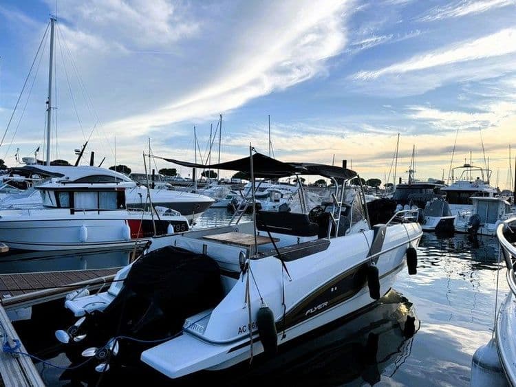 BENETEAU FLYER 8.8 - Photo 3